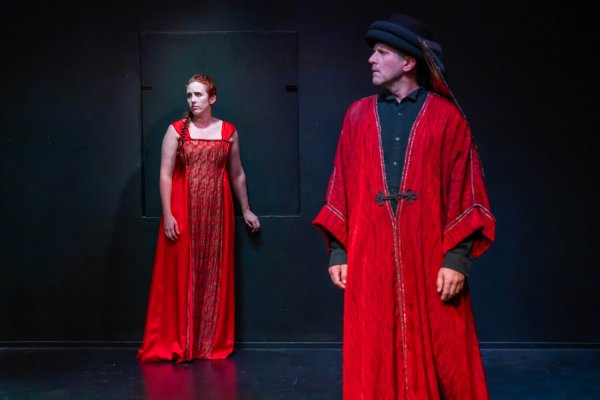 Ophelias Schattentheater (2023): Carolina Aures, Florian Kolb