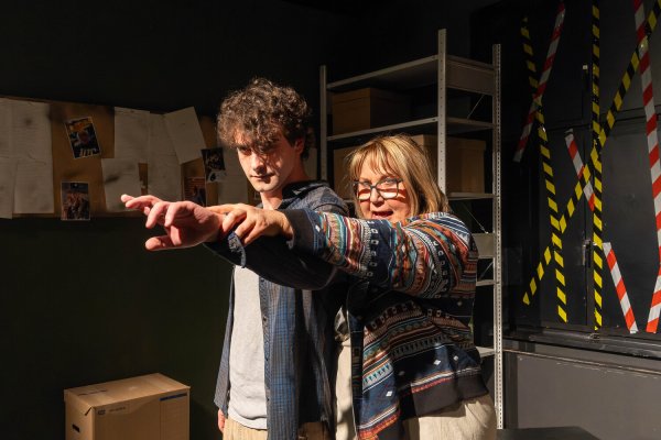 Am Rand (Ein Protokoll) (2025): Heike Hartmann, Ricco König