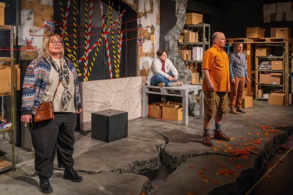 Am Rand (Ein Protokoll) (2025): Oliver Hepp, Alex Leschinsky, Heike Hartmann, Claudia Stühle