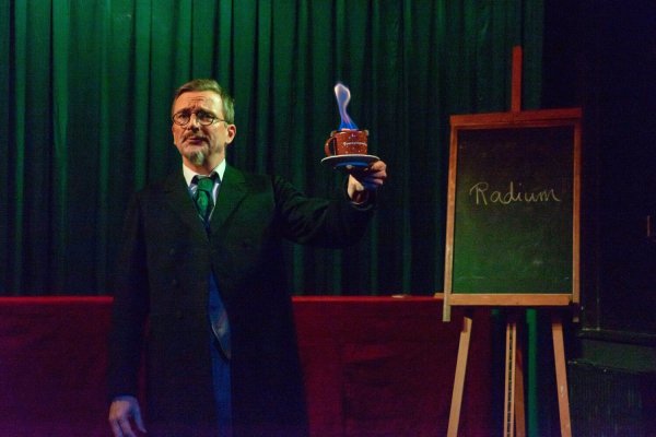 Die Feuerzangenbowle (2019): Mathias Leitloff