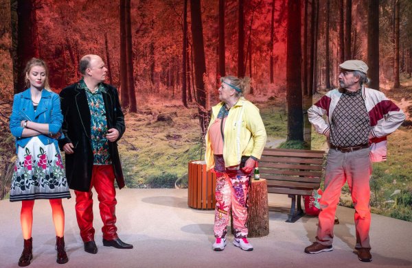 Die Quizkönigin (2022): Oliver Hepp, Frank Joseph Maisel, Conny Trapper, Jana Badewitz