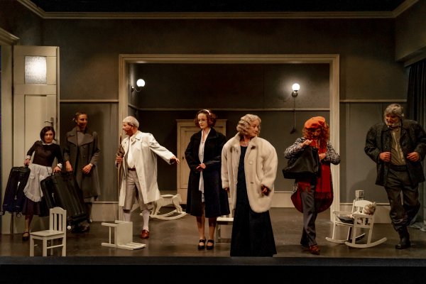 Der Kirschgarten (2018): Barbara Lattas, Claudia Stühle, Wolfram Ster, Johanna Rönsch, Björn Blank, Anja Kraus, Christa Bialas-Müller