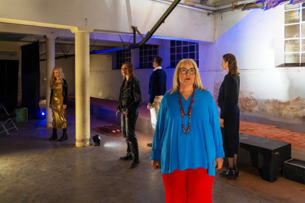 Pierre Soldatenko, Heike Hartmann, Claudia Stühle, Viona Axmann, Lele Suendorf vonThomas Eberlein