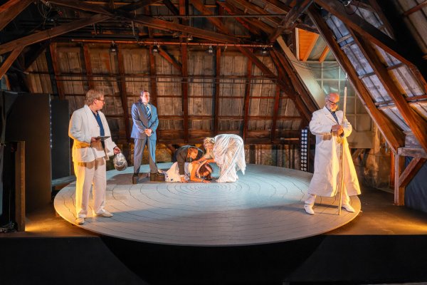 Der Ring rebootet (2025): Oliver Hepp